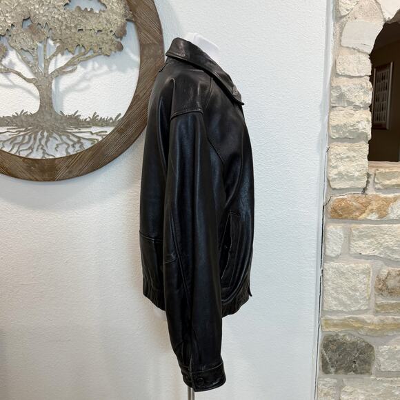 Vintage Eddie Bauer Leather Bomber Jacket Black Medium + Harley Davidson Pin - Picture 7 of 15